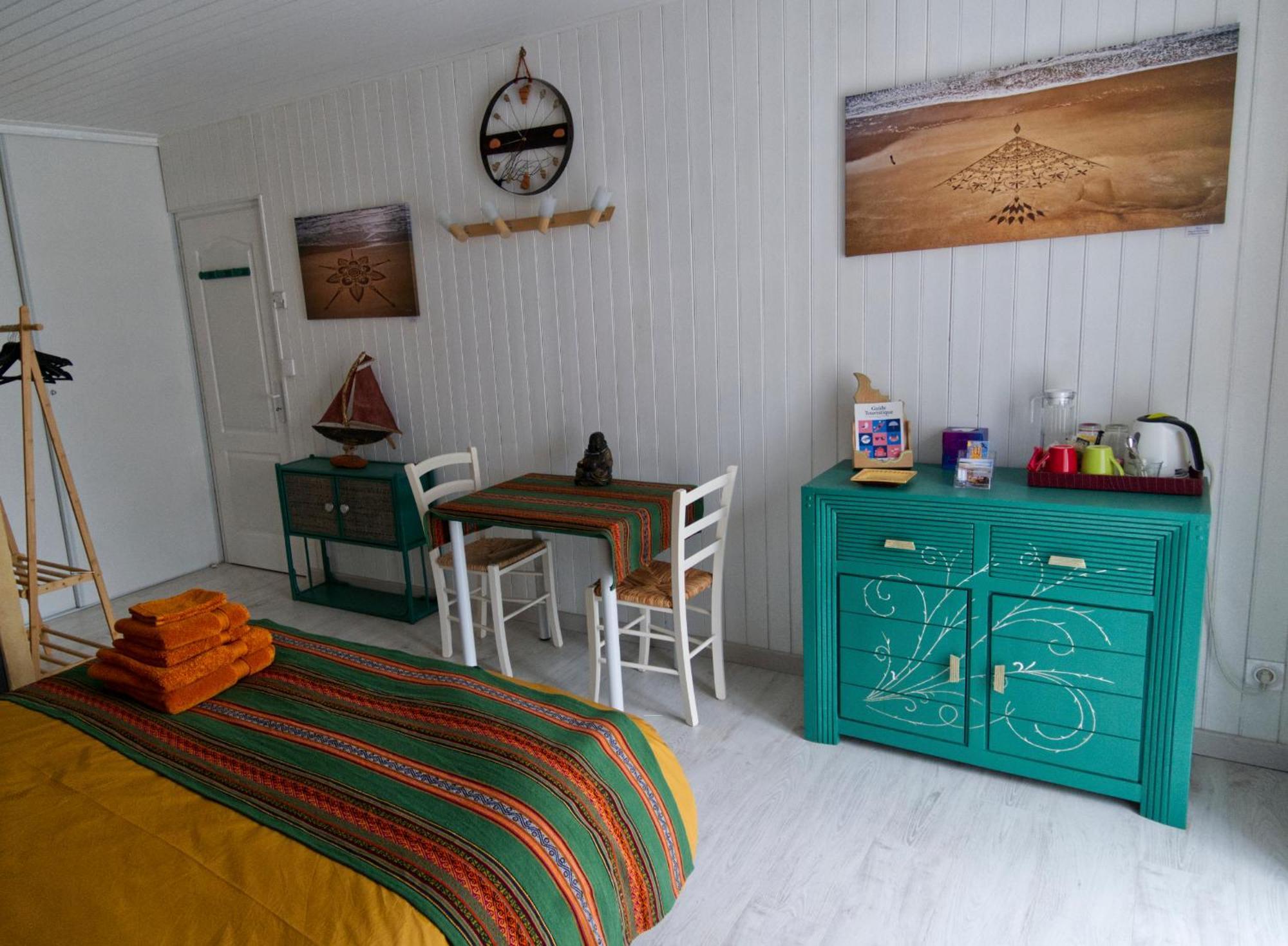 Esprit Zen Bed and Breakfast LʼAiguillon-sur-Vie Exteriör bild
